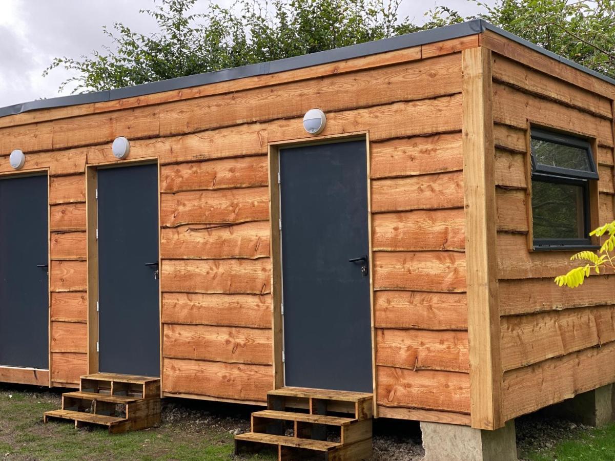 The Piggery Pod Hotel Sittingbourne Buitenkant foto