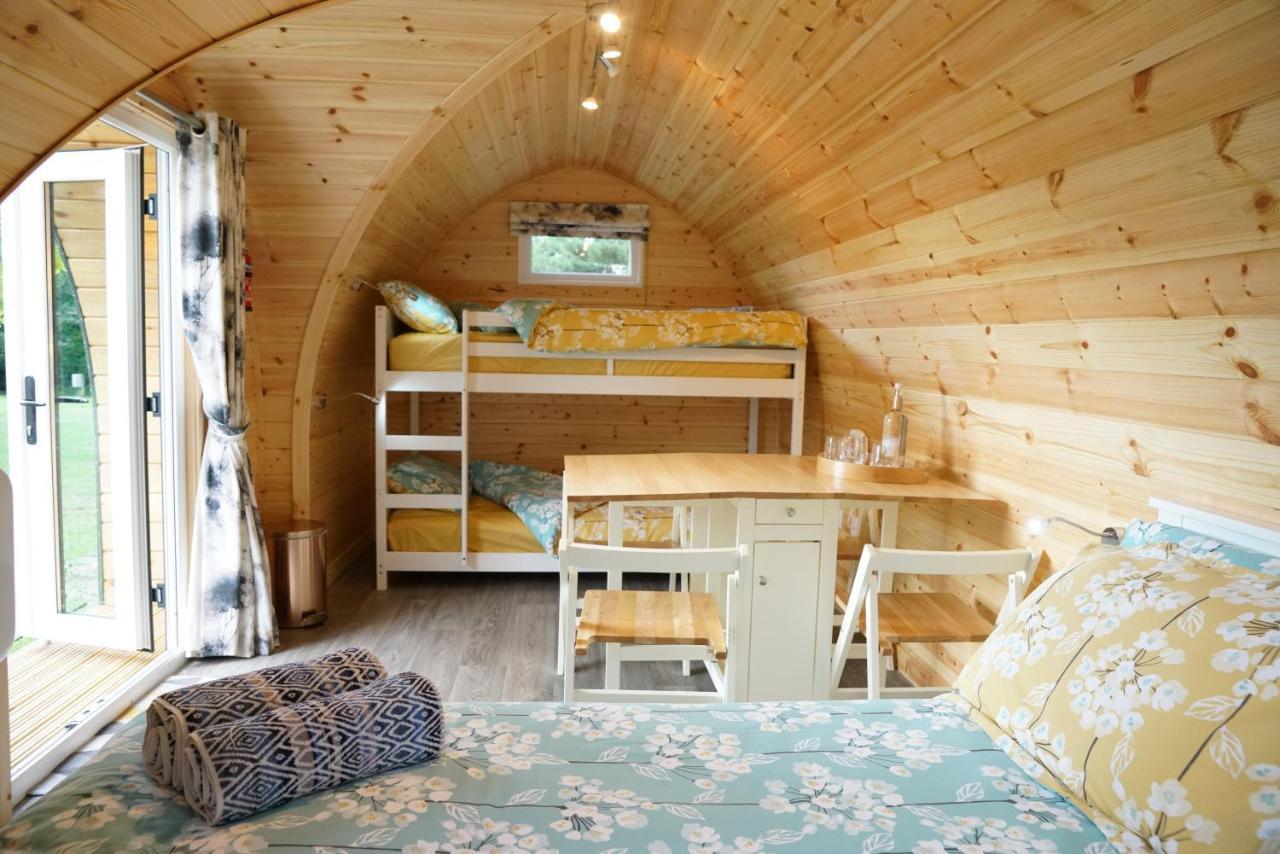 The Piggery Pod Hotel Sittingbourne Buitenkant foto