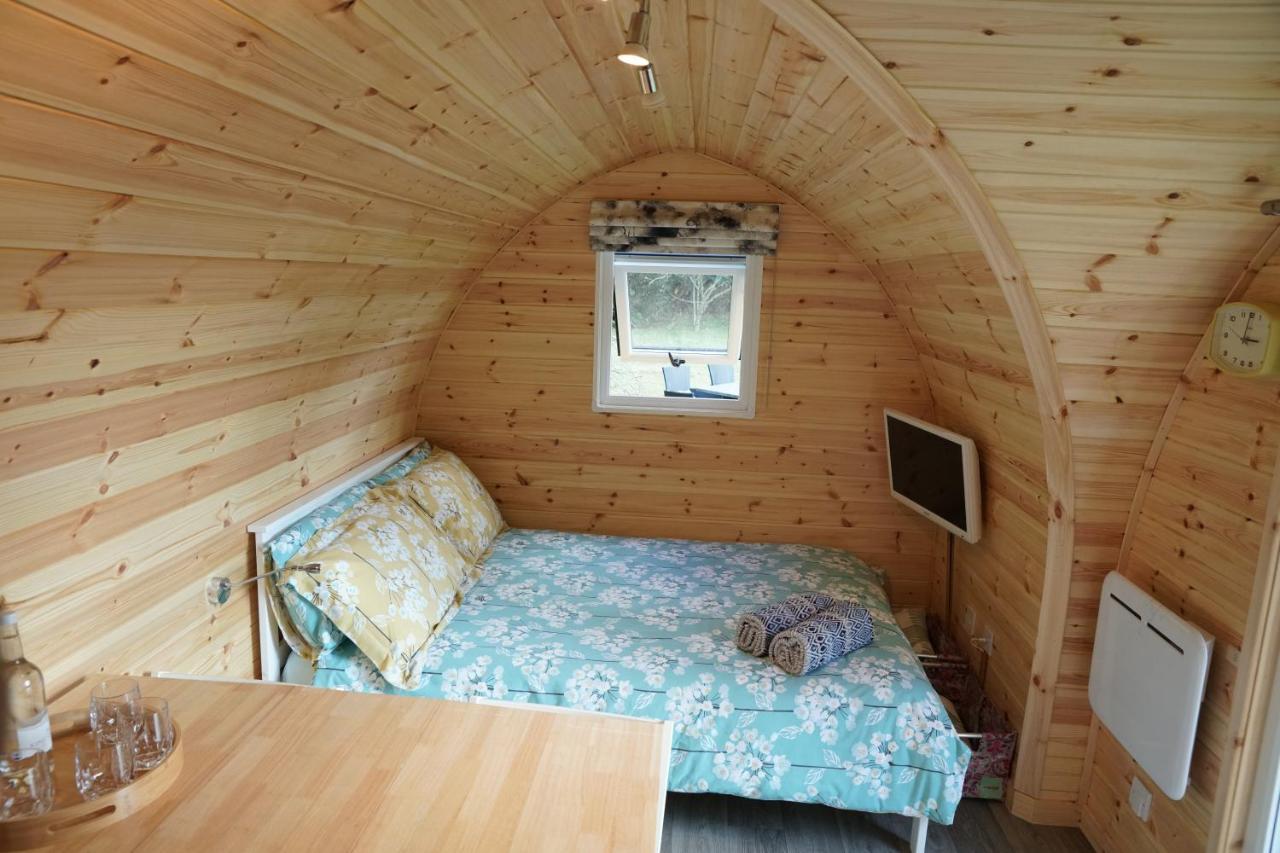 The Piggery Pod Hotel Sittingbourne Buitenkant foto